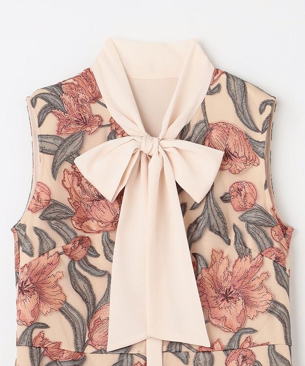 GRACE CONTINENTAL フラワー刺繍ミディドレス ピンク