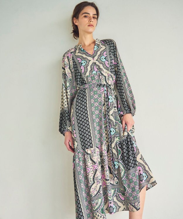 GRACE CONTINENTAL カフタンプリントロングワンピース ベージュ