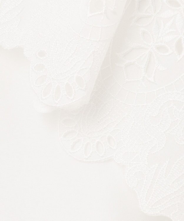 GRACE CONTINENTAL 刺繍ラッフルカラーノースリーブ トップ ホワイト
