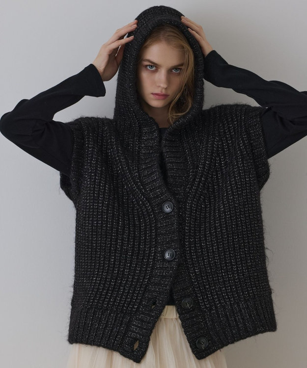 GRACE CONTINENTAL ラメニットベスト ブラック