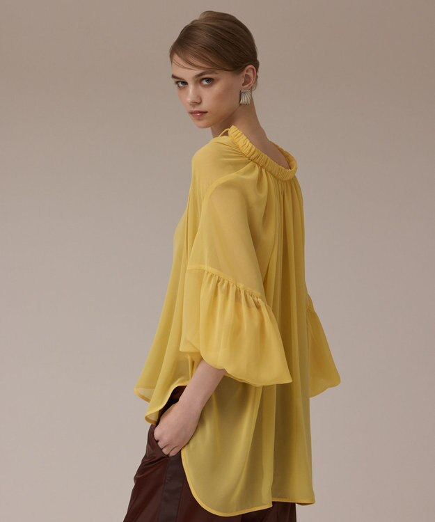 GRACE CONTINENTAL ボリュームカフタントップ イエロー