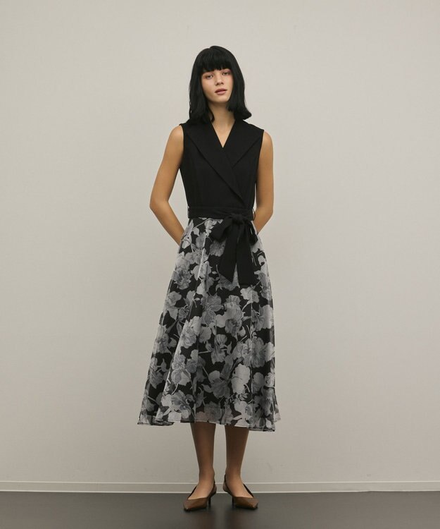 GRACE CONTINENTAL カシュクールフラワープリントワンピース ブラック