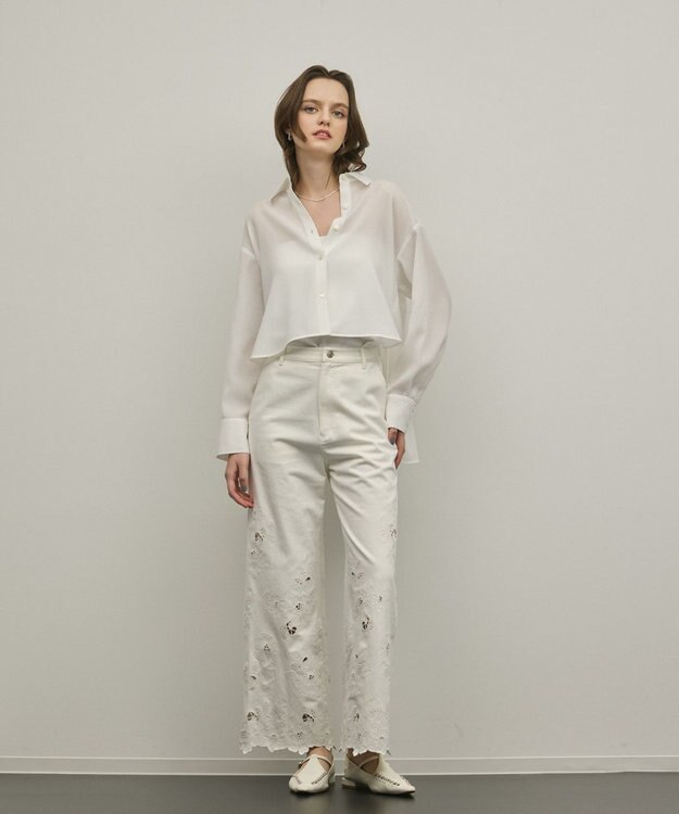 GRACE CONTINENTAL カットワークフレアパンツ ホワイト