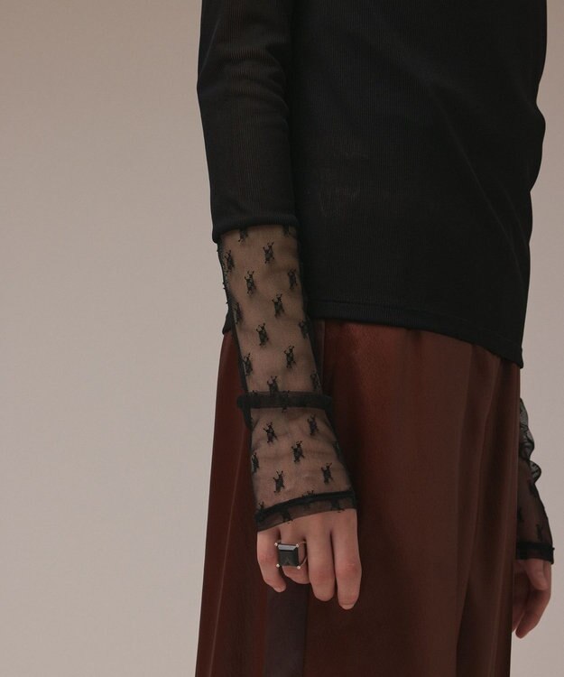 GRACE CONTINENTAL アセテートシアーカットトップ ブラック