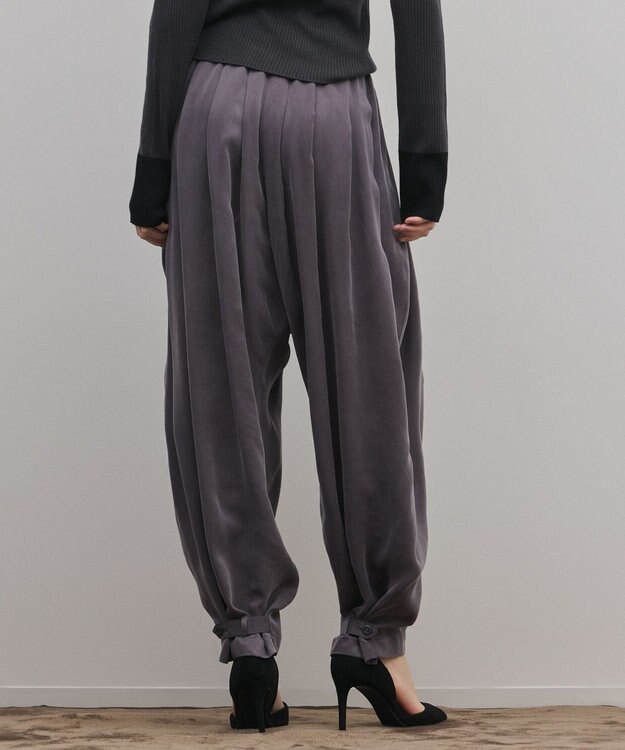 GRACE CONTINENTAL フィブリルバルーンパンツ チャコール