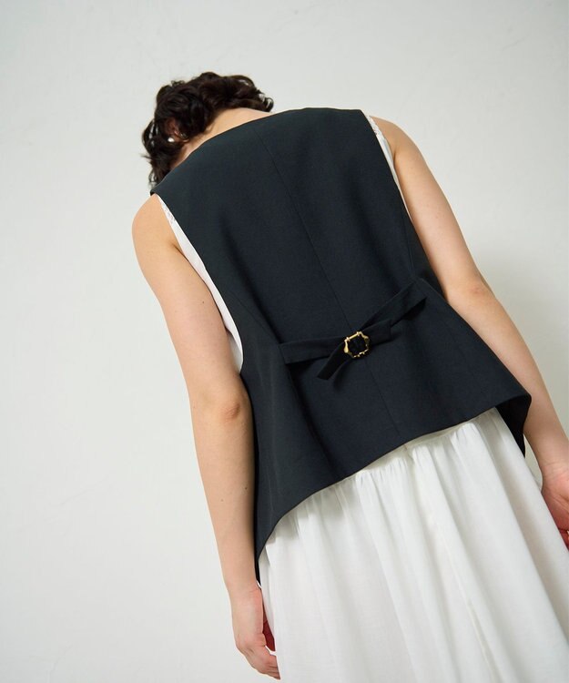 GRACE CONTINENTAL リネン混ツイルジレ ブラック