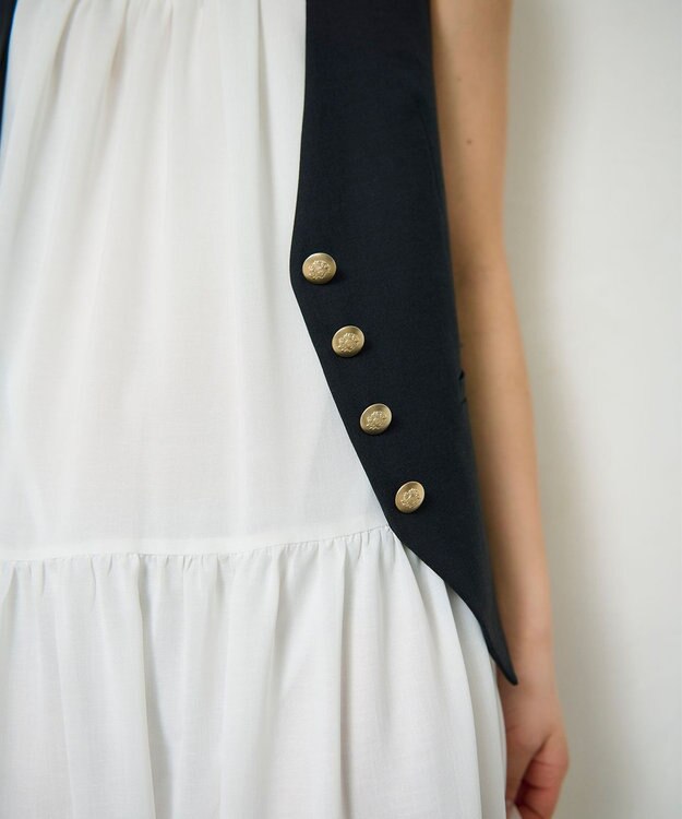 GRACE CONTINENTAL リネン混ツイルジレ ブラック