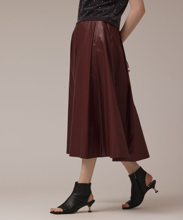 GRACE CONTINENTAL コーティングタックスカート ブラウン