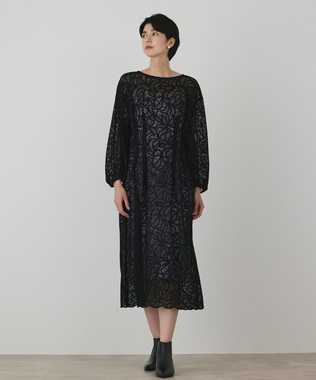 GRACE CONTINENTAL ペイズリーフラワー刺繍ワンピース ブラック