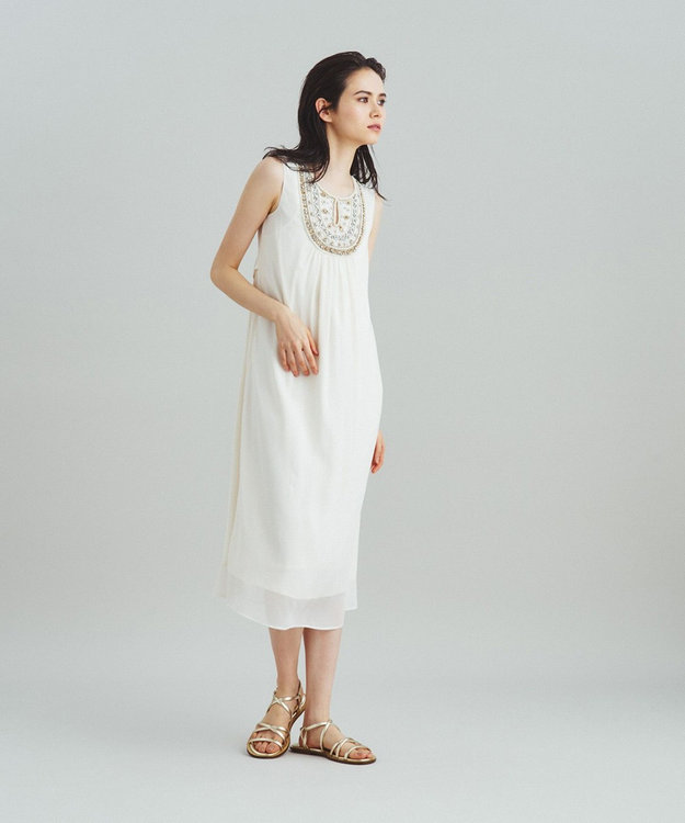 GRACE CONTINENTAL ビジューロングワンピース キナリ