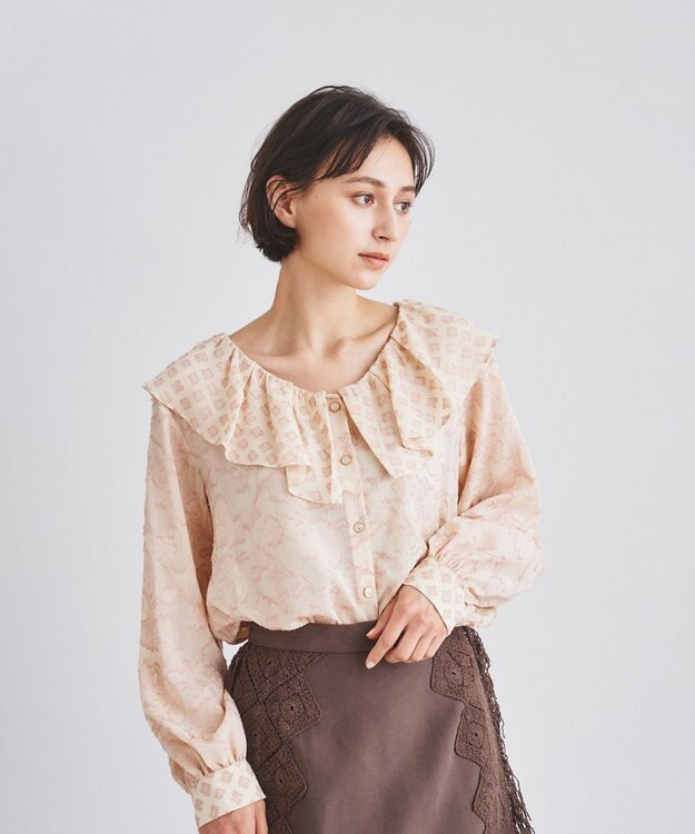 グレースコンチネンタル＊アイボリーフレアブラウス トリアセテート、ポリエステル アタッチドカラーブラウス / GRACE CONTINENTAL | GRACE