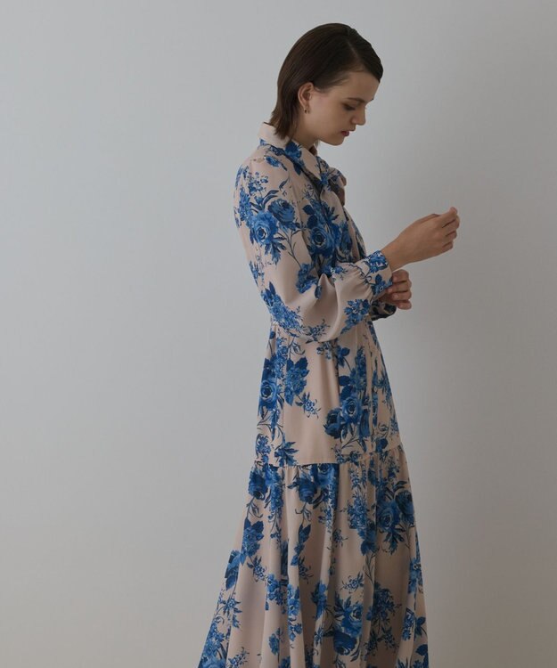 GRACE CONTINENTAL ブーケフラワープリントワンピース ベージュ