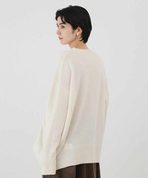 GRACE CONTINENTAL イレヘムブローチニットトップ キナリ