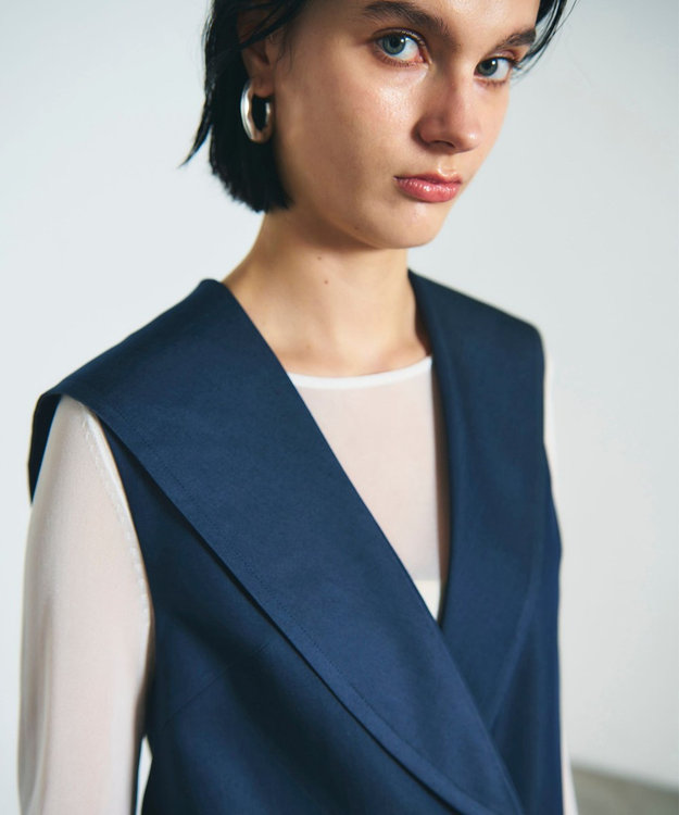 GRACE CONTINENTAL セーラーカラーサテンベスト ネイビー