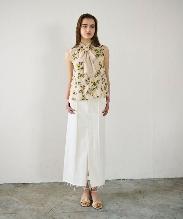 GRACE CONTINENTAL エスニックフラワー刺繍トップ ベージュ