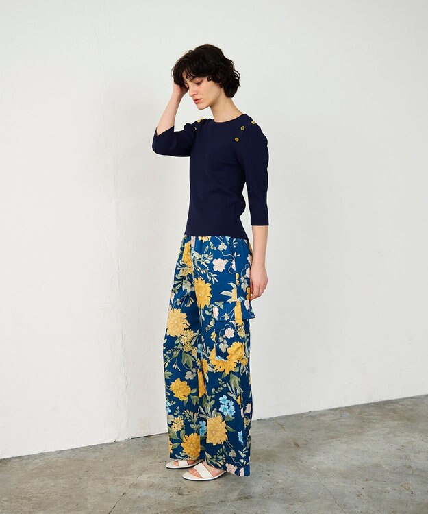 GRACE CONTINENTAL フラワープリントワークパンツ ネイビー