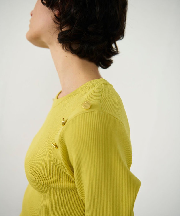 GRACE CONTINENTAL メタル釦リブニットトップ イエロー
