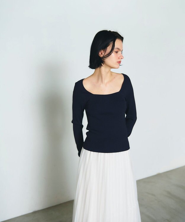 GRACE CONTINENTAL リブスクエアニットトップ ネイビー