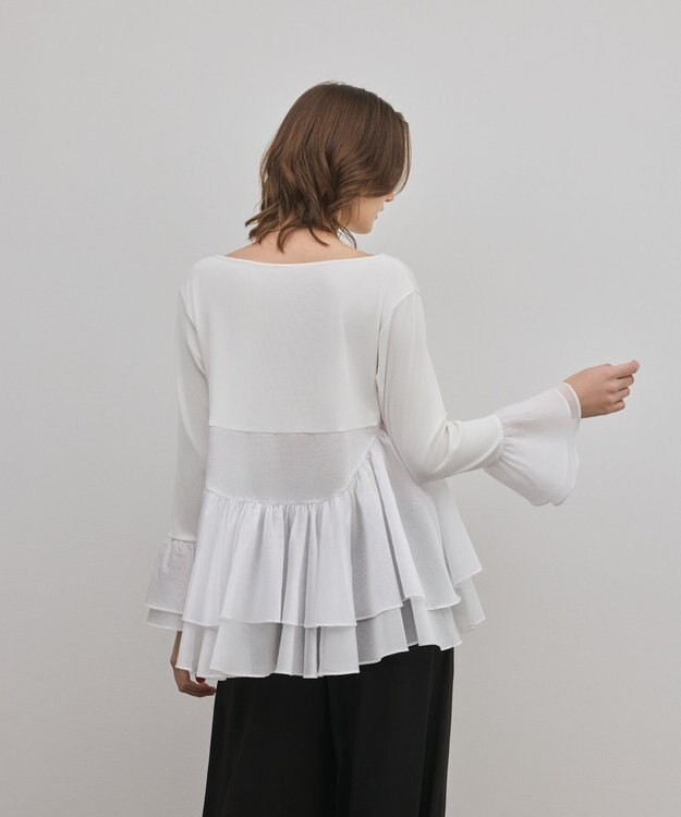 GRACE CONTINENTAL フレアカットトップ ホワイト