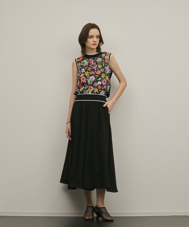 GRACE CONTINENTAL フラワープリントニットトップ ブラック