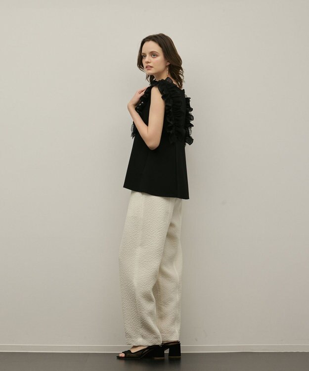 GRACE CONTINENTAL フリル切替カットトップ ブラック