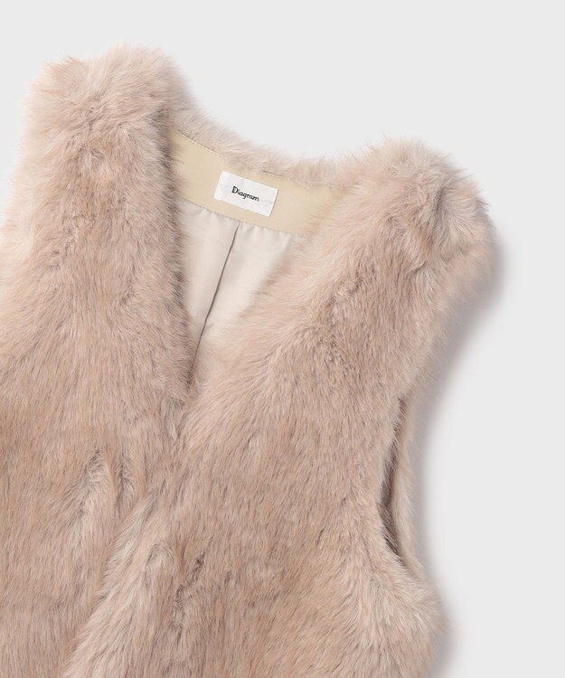 GRACE CONTINENTAL フェイクフォックスファ－ベスト ベージュ