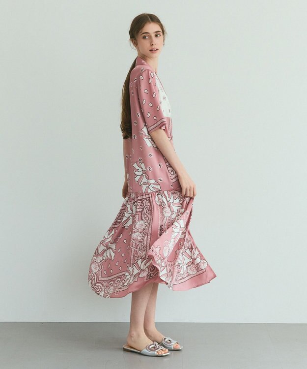 GRACE CONTINENTAL バンダナフラワープリントトップ 36 バンダナフラワープリントトップ / GRACE CONTINENTAL | GRACE
