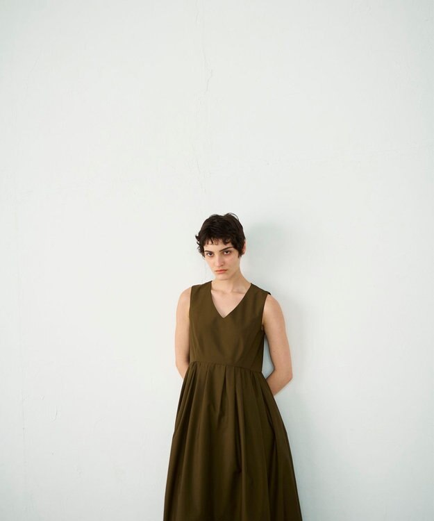 GRACE CONTINENTAL タックフレアロングワンピース ブラウン