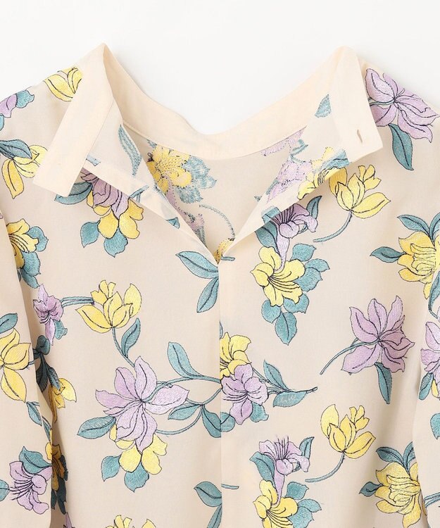 GRACE CONTINENTAL フラワー刺繍ショートトップ キナリ