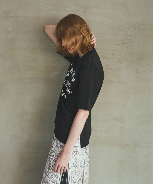 GRACE CONTINENTAL ステンシルレタードT ブラック