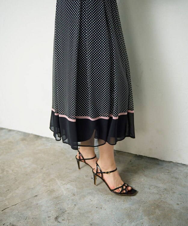 GRACE CONTINENTAL ドットBOXタックスカート ブラック