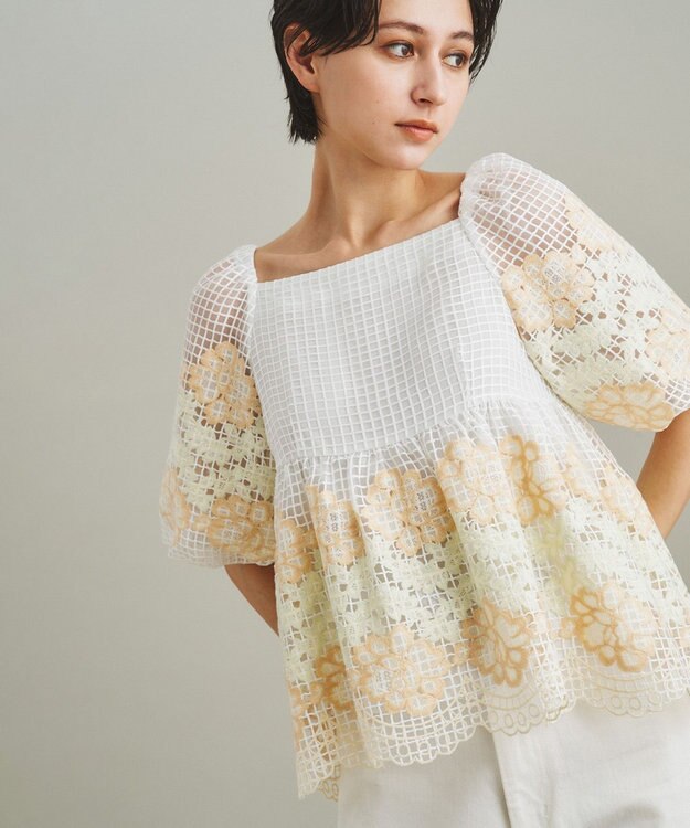 GRACE CONTINENTAL シアーチェックフラワートップ ホワイト