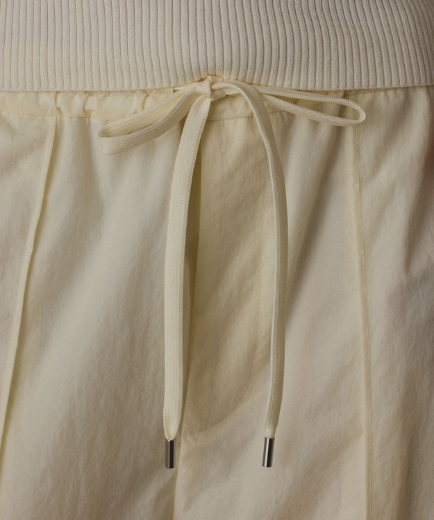 GRACE CONTINENTAL ナイロンジップカーゴパンツ キナリ