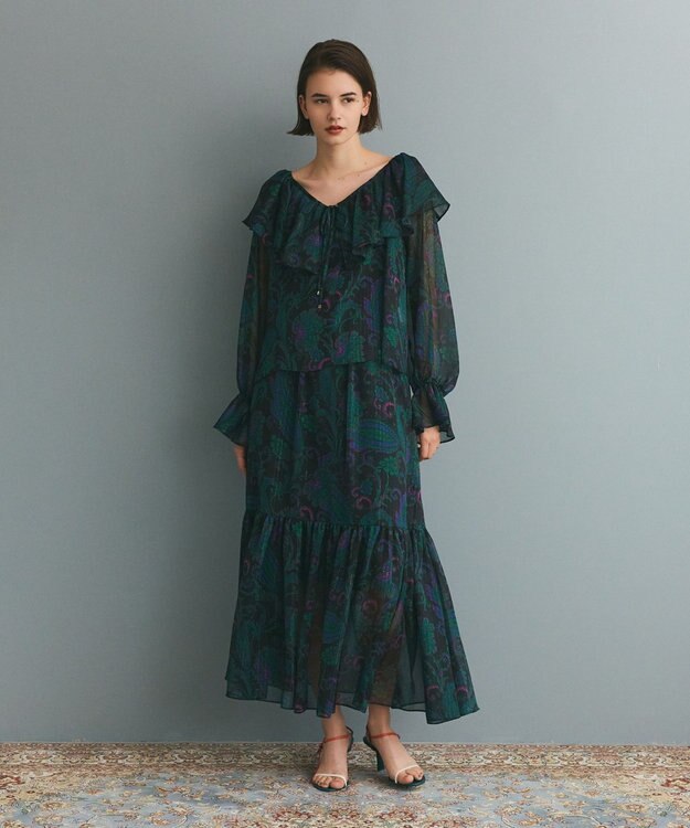 GRACE CONTINENTAL ラメストライププリントブラウス ブラック