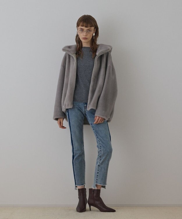 GRACE CONTINENTAL ラインスリムデニムパンツ ブルー