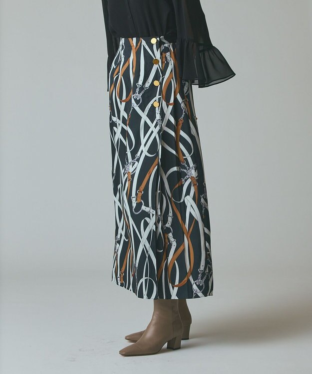 GRACE CONTINENTAL ベルトプリントアシメプリーツスカート ブラック