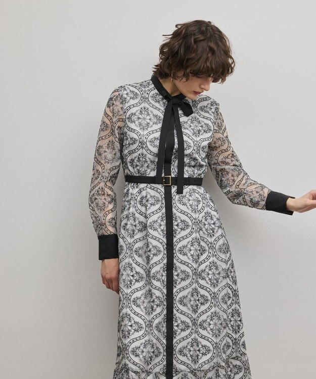 GRACE CONTINENTAL オーナメント刺繍フレアワンピース キナリ