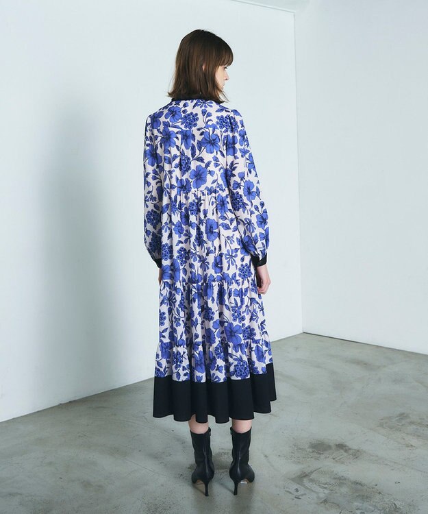 GRACE CONTINENTAL フラワープリントティアードワンピース ブルー
