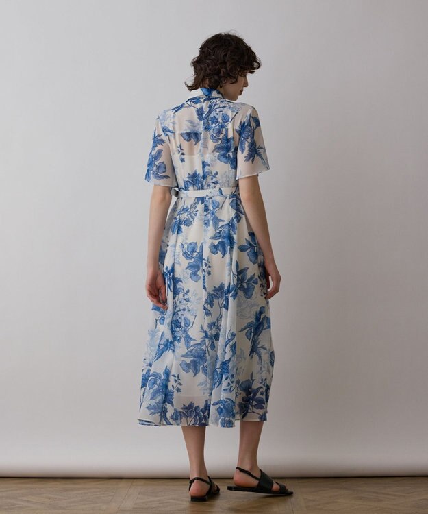 GRACE CONTINENTAL シャドーフラワープリントワンピース ブルー