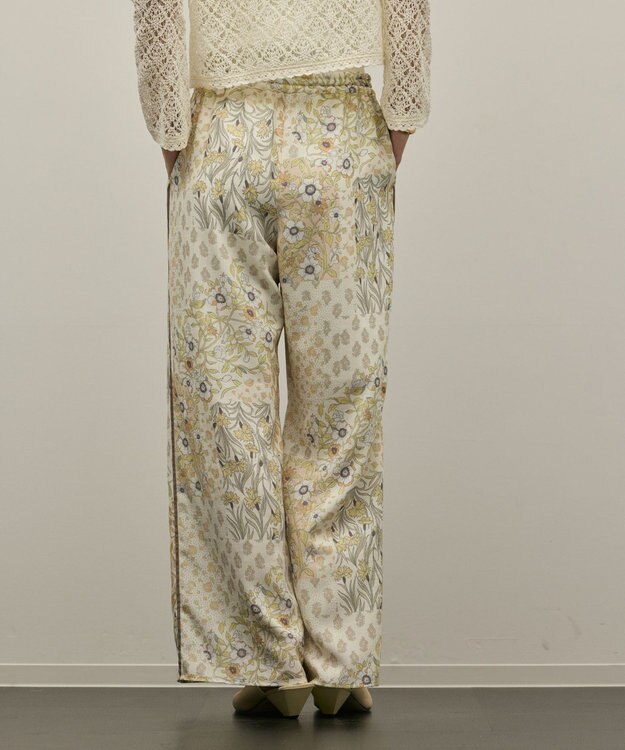 GRACE CONTINENTAL プリントイージーパンツ イエロー