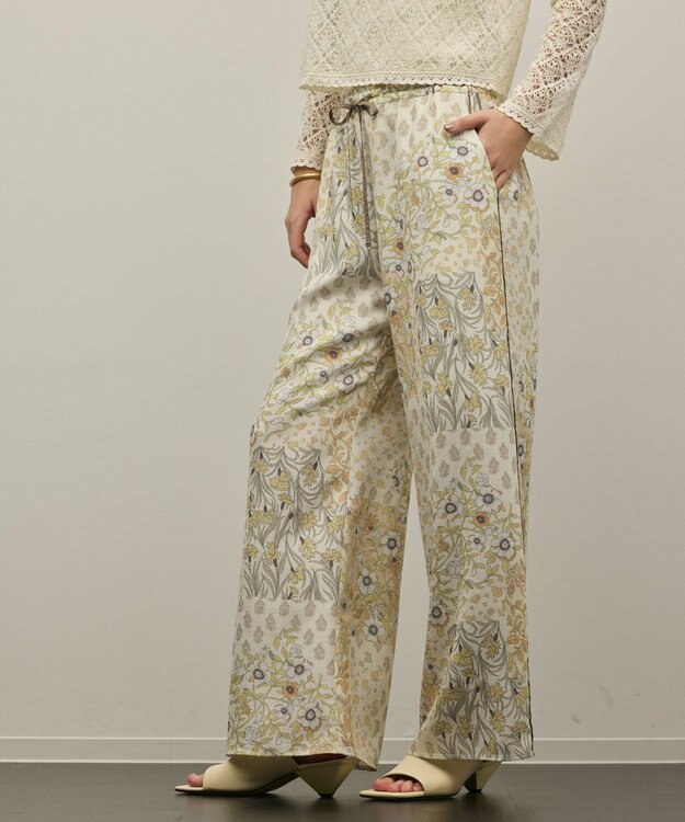 GRACE CONTINENTAL プリントイージーパンツ イエロー