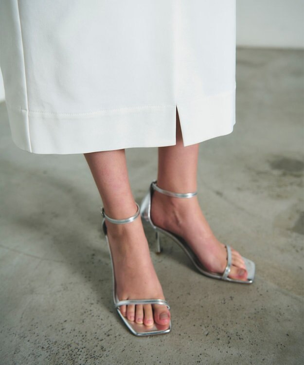 GRACE CONTINENTAL ストレッチタイトスカート ホワイト