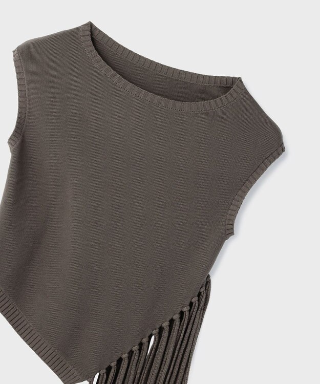 GRACE CONTINENTAL フリンジイレヘムニットトップ チャコール