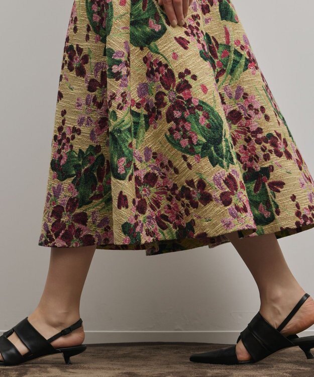 GRACE CONTINENTAL フラワージャガードフレアスカート ベージュ