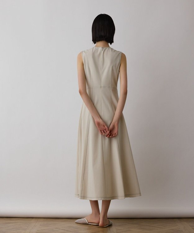 GRACE CONTINENTAL ステッチカットワンピース ベージュ