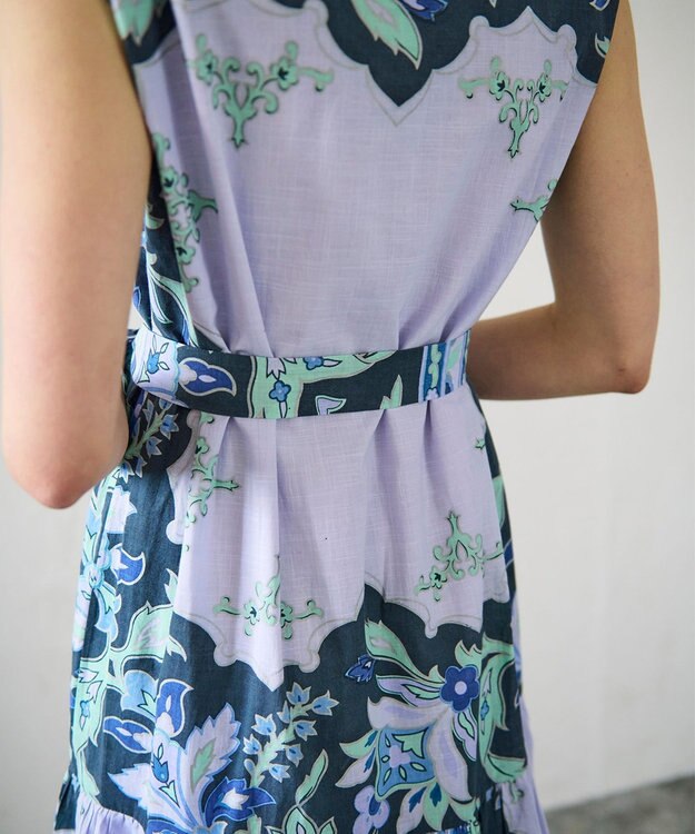 GRACE CONTINENTAL フレームプリントギャザーワンピース ネイビー