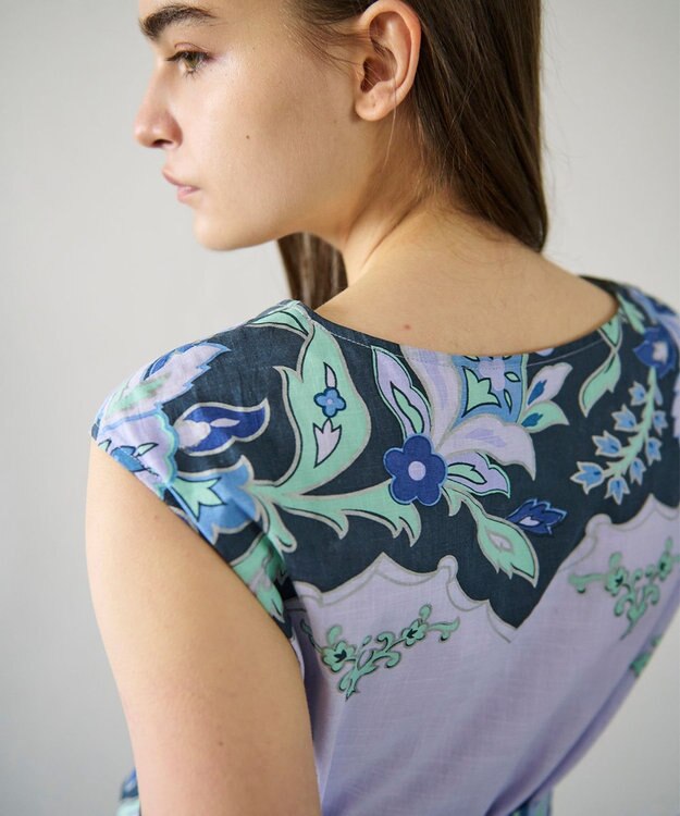 GRACE CONTINENTAL フレームプリントギャザーワンピース ネイビー