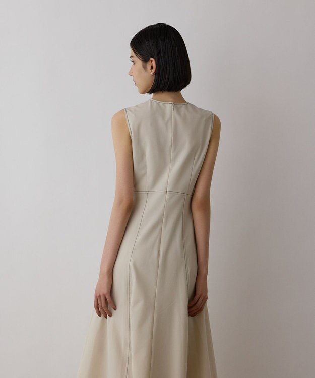 GRACE CONTINENTAL ステッチカットワンピース ベージュ