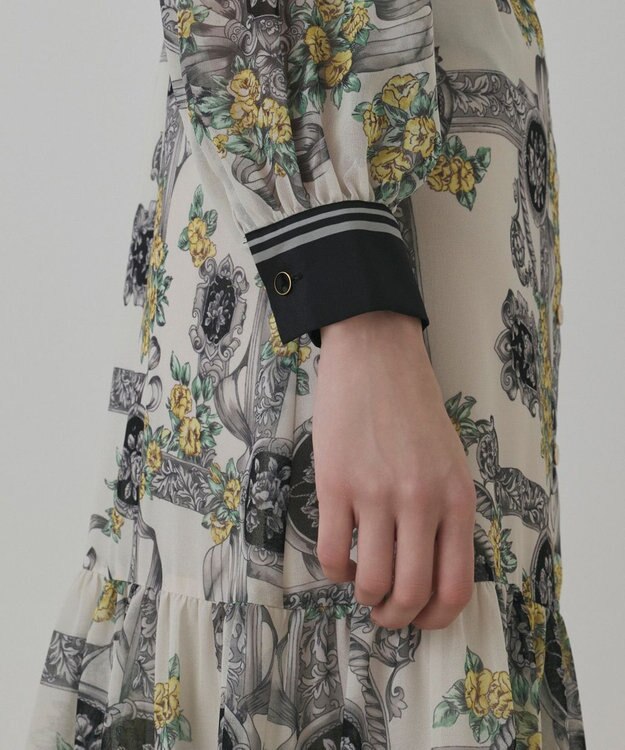 GRACE CONTINENTAL オーナメントフラワープリントワンピース キナリ