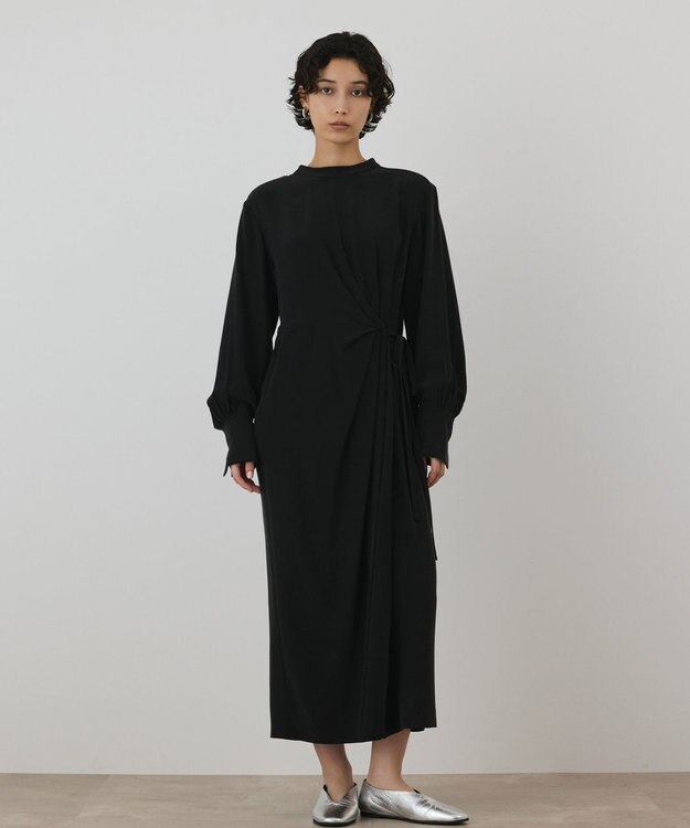GRACE CONTINENTAL シルクデシンドレープワンピース ブラック